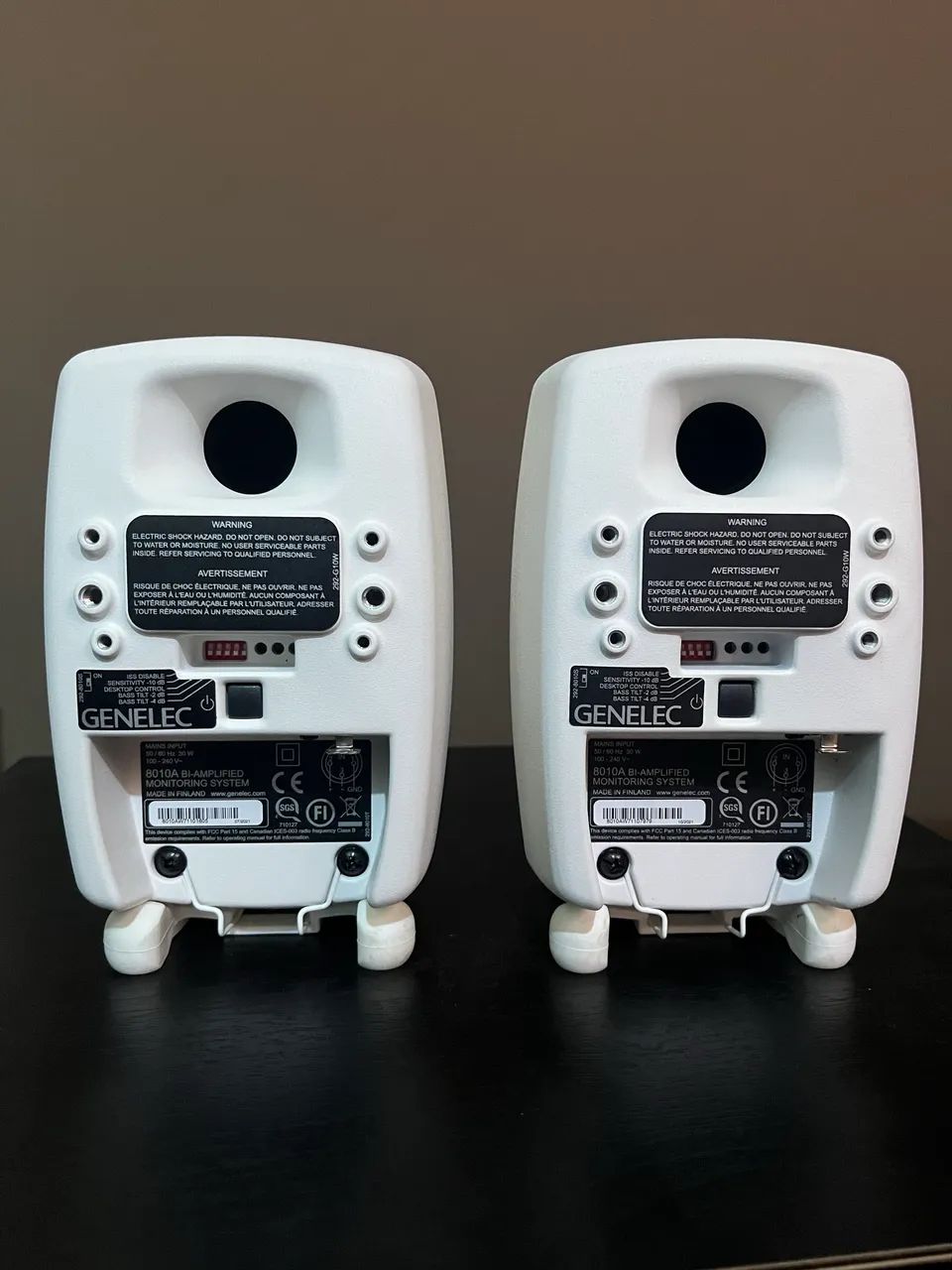 Par de Monitores Genelec 8010A - Foto 2