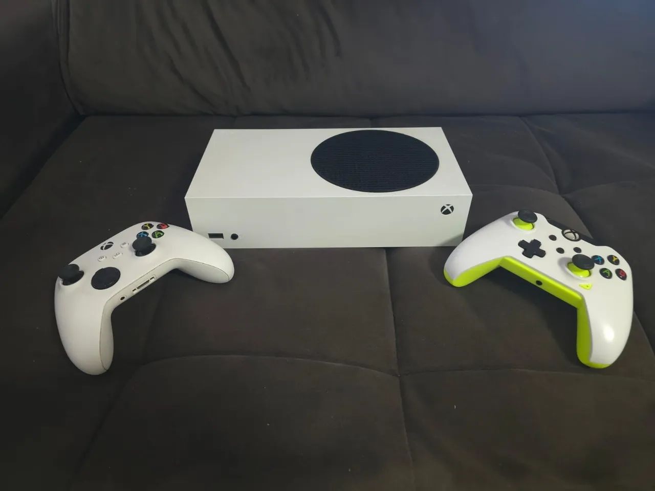 Xbox Series S 512Gb + 2 controles - Foto 2
