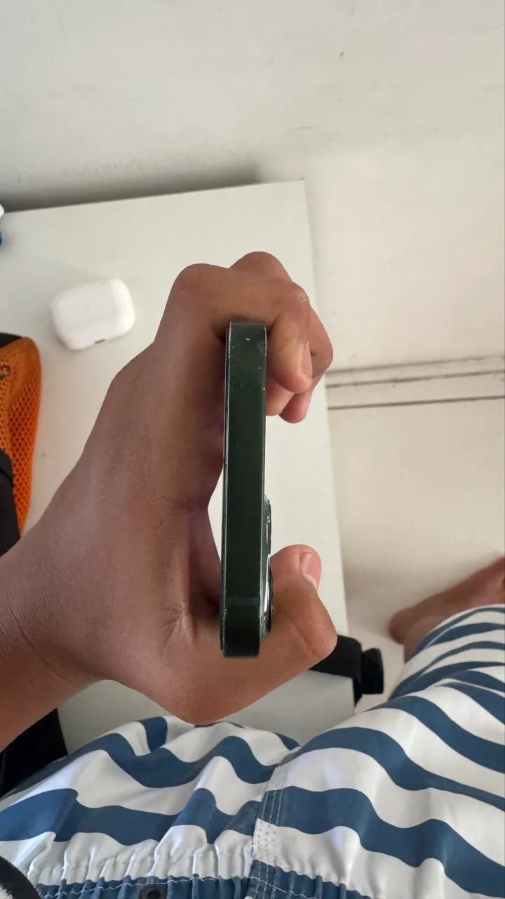 iphone 13 verde  - Foto 3