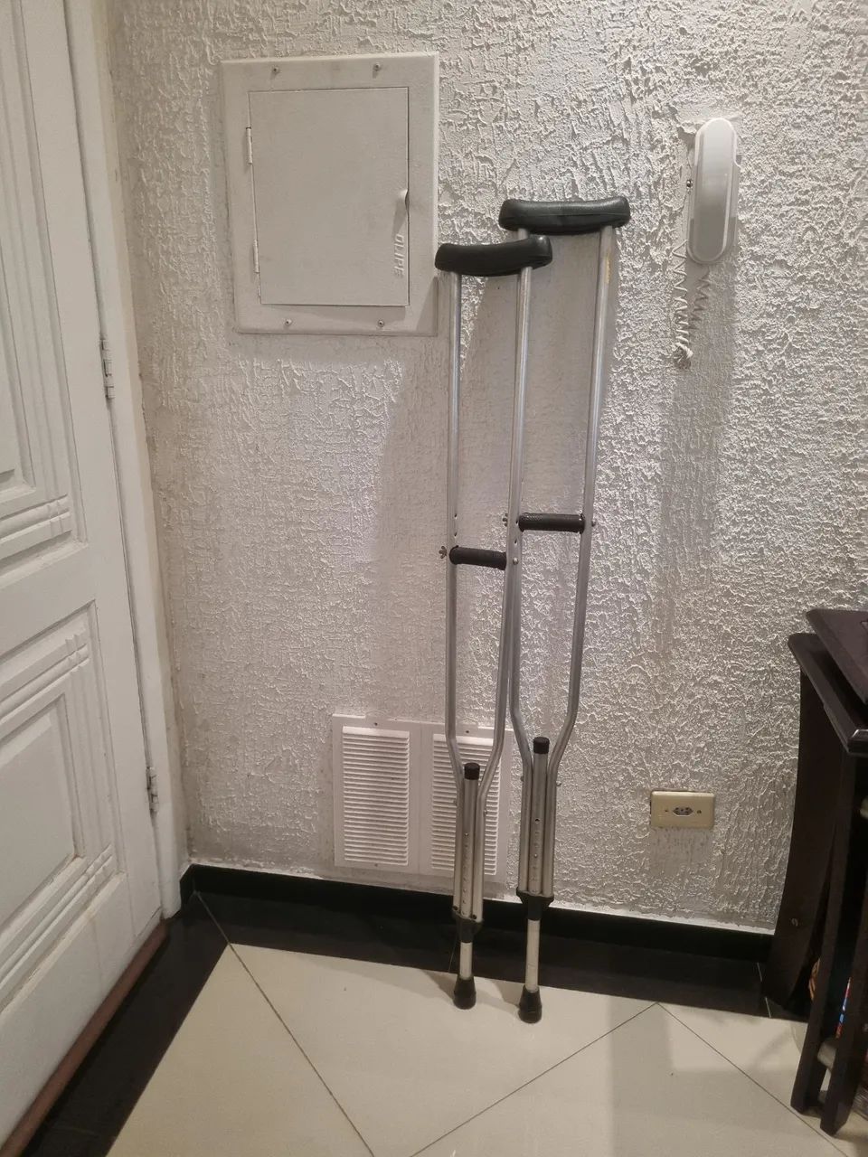 Muletas ortopédicas ajustáveis 
