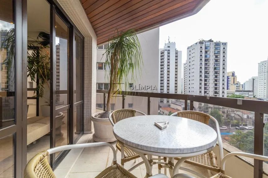 Venda Apartamento 3 Dormitórios - 216 m² Moema - Foto 5