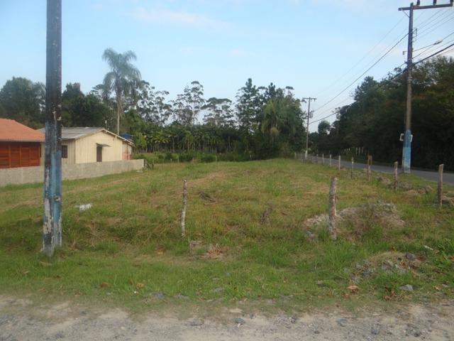 Lindo terreno de esquina, perto da lagoa, amplo, frente asfaltada - Foto 7