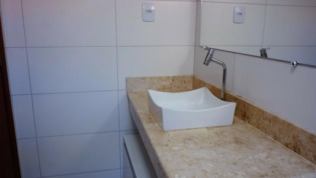 Vendo casa triplex toda decorada. Bairro Castália - Foto 11