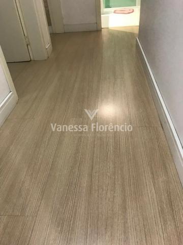 Frente para 2 Avenida Mobiliado Apartamento com Terraço 03 Quartos sendo 01 Suíte - Foto 12