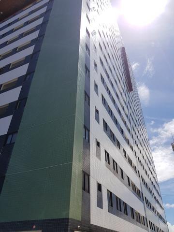 Prédio localizado a 100 m da Avenida Fernandes Lima Enfrente ao Quartel