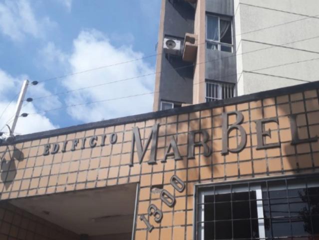 Apartamento à venda com 2 dormitórios em Fátima, Fortaleza cod:1L17743I138628