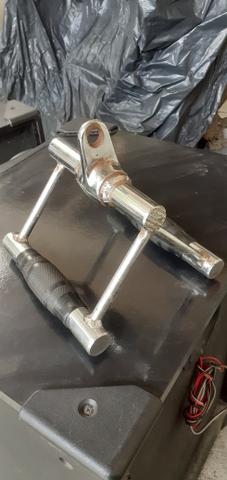 Puxador triângulo inox