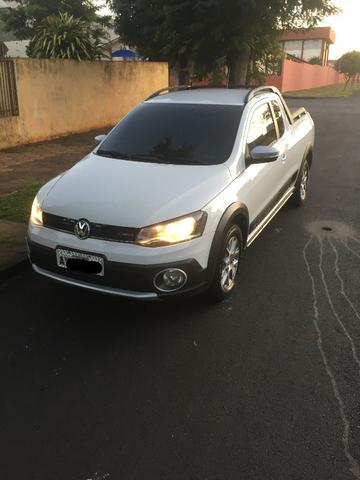 Saveiro Cross
