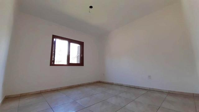 EM OF.ER.TA! Casa 2 dormitórios, 600m da beira mar junto ao Posto Gasolina Madeira - Foto 5