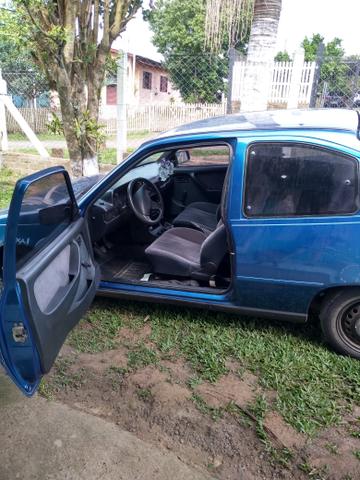 Carro,doc em dia dut em branco, informações pelo wats * - Foto 2
