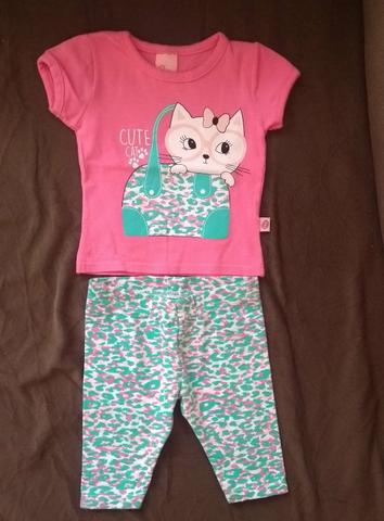 Conjunto Blusa e Bermuda Bebê Menina