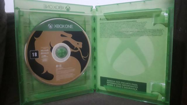 Mortal Kombat 11 Xbox one - Foto 3