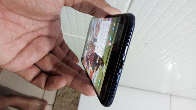 Asus 4 Selfie