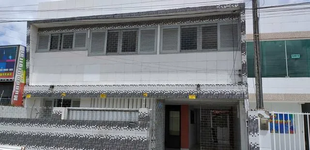 Vendo Casa Jaguaribe 5 quartos sendo 2 Suites