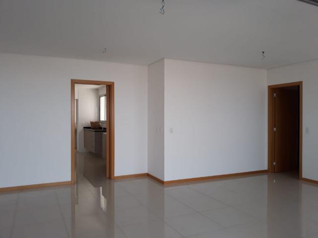 Apartamento Muito próximo aos Shoppings Estação e Goiabeiras - Foto 11