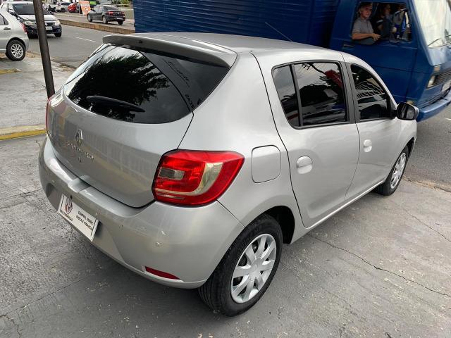 Novo sandero 2015 1.0 completo 1900 de entrada - Foto 4