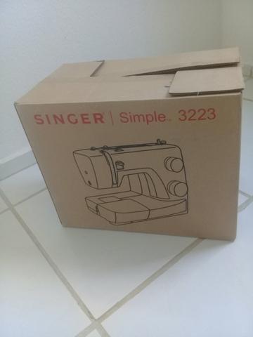 Vendo máquina de costura novinha em perfeito estado