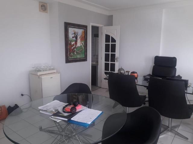 Sala comercial no Edifício Planta Tower no Renascença