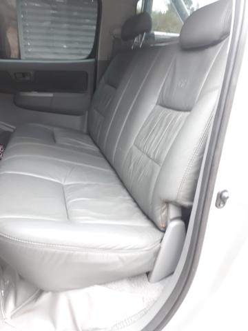 Toyota Hilux 2008 srv 4x4 diesel 3.0 - Foto 2