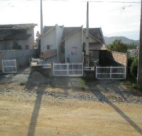 Casa com 2 dormitórios à venda, 47 m² por r$ 64.287,22 - itinga - araquari/sc