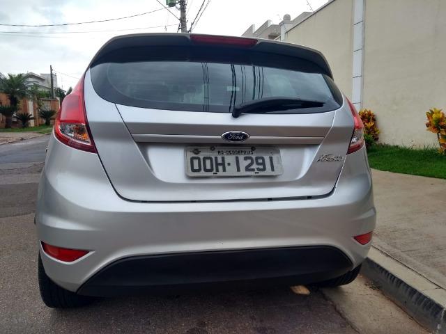 Ford Fiesta Hatch 1.5L SE Prata 2014/2014 ( 5P 111cv ) - Foto 13