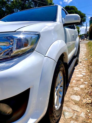 Toyota Hilux SW4 2013 diesel 7 lugares Pneus novos Pirelli!!! - Foto 19