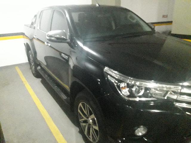 Vendo Hilux SRX, Diesel, 4x4, 2016, 30.000 Km originais - Foto 2