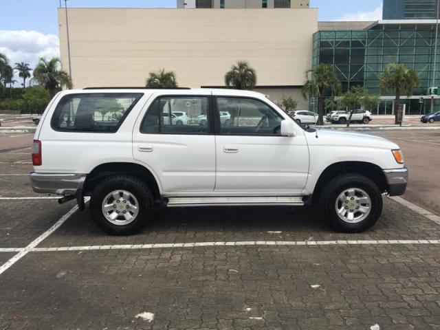 TOYOTA HILUX SW4 4X4 3.0 TB 4P - Foto 3