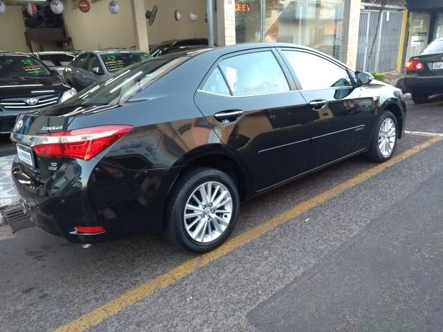 Toyota/Corolla ALTIS 2015 Top Novíssimo (JR VEÍCULOS) - Foto 9