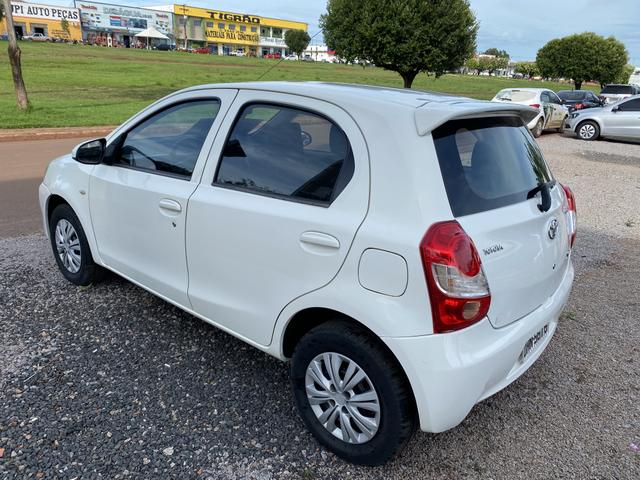 Etios EX 1.3, 15-16 Completo - Foto 4