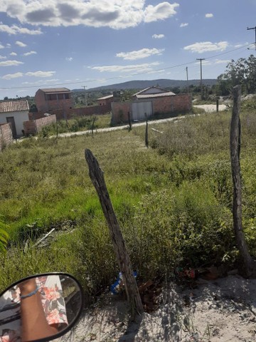 VENDO UM LOTE BARATO NO CAJUEIRO