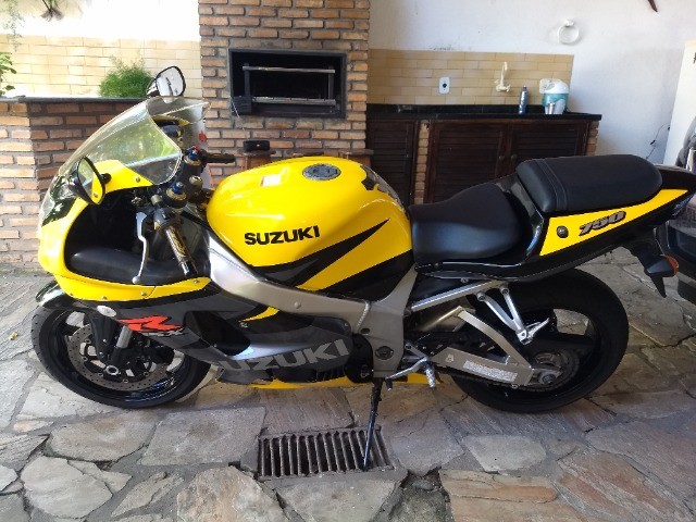 SUZUKI GSXR 750 2004