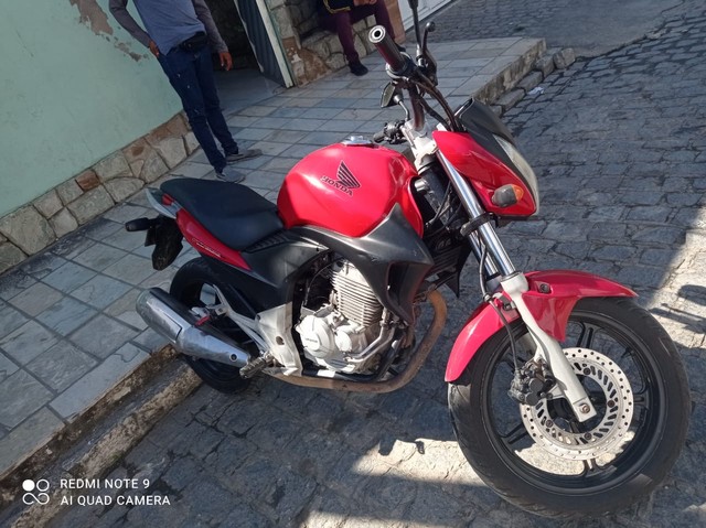 CB 300 CONSERVADA E REVISADA
