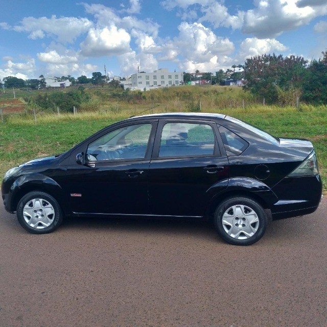 FORD FIESTA SEDAN 2012/2013