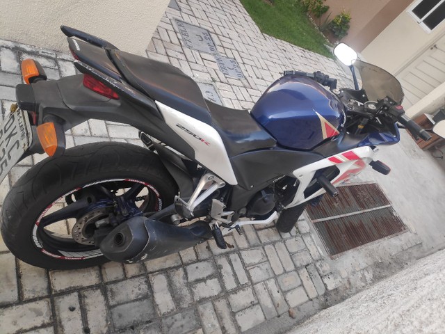 MOTO CBR 250R 2012
