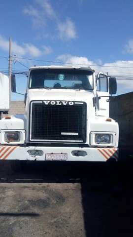 VENDO OU TROCO VOLVO 1987
