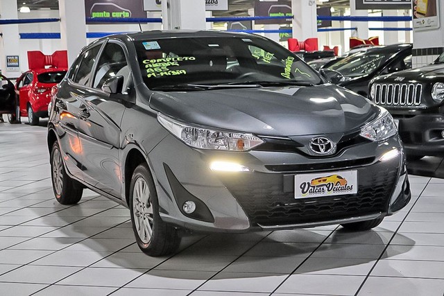 TOYOTA YARIS 1.5 16V XL PLUS CONNECT MULTIDRIVE 2022