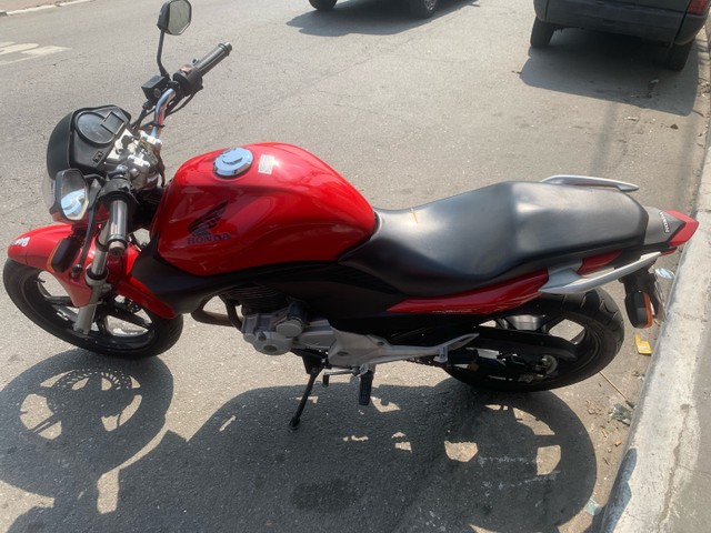 CB 300