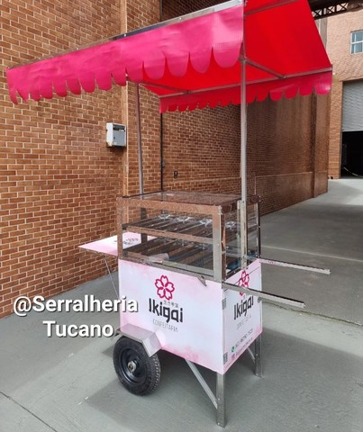 carrinho de doces brigadeiro