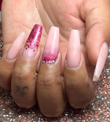 Alongamento em gel  - Foto 2