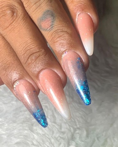 Alongamento em gel  - Foto 4