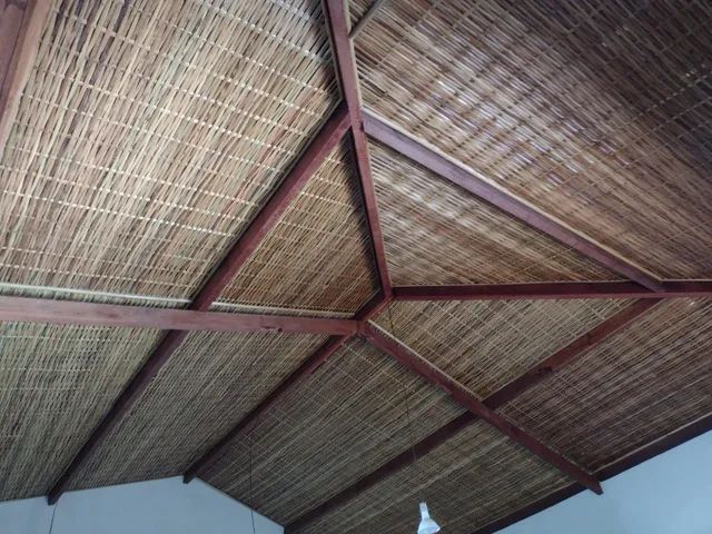 Carpintaria / Pergolado Massaranduba ou eucalipto/ Deck/ Forro De Palha / Fibra Natural  - Foto 6