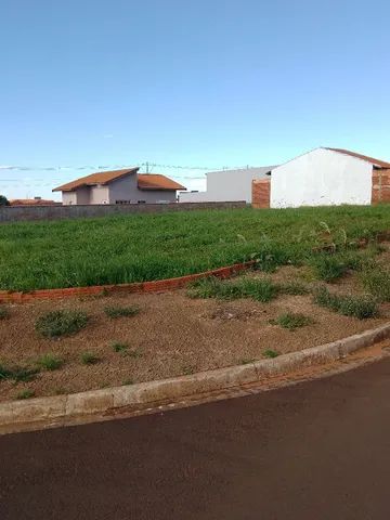 Casas em Condomínio à Venda em Parque Albatroz, São Manuel - SP