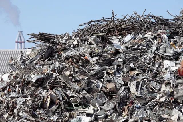 Reciclagem ferro velho sucata 