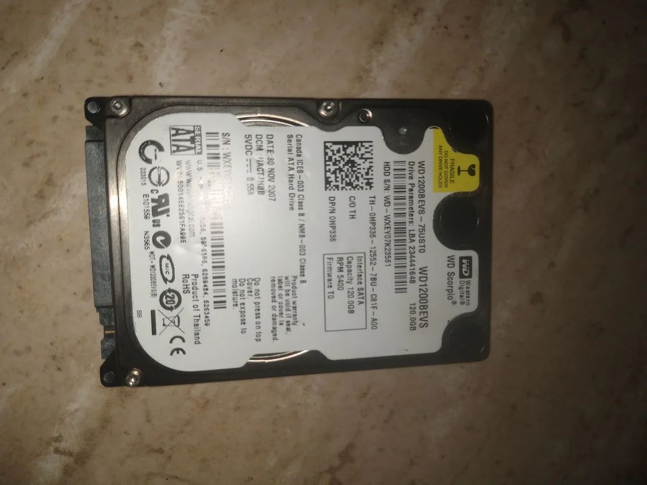 HD sata para notebook 120 GB funcionando normalmente 70 reais  - Foto 2