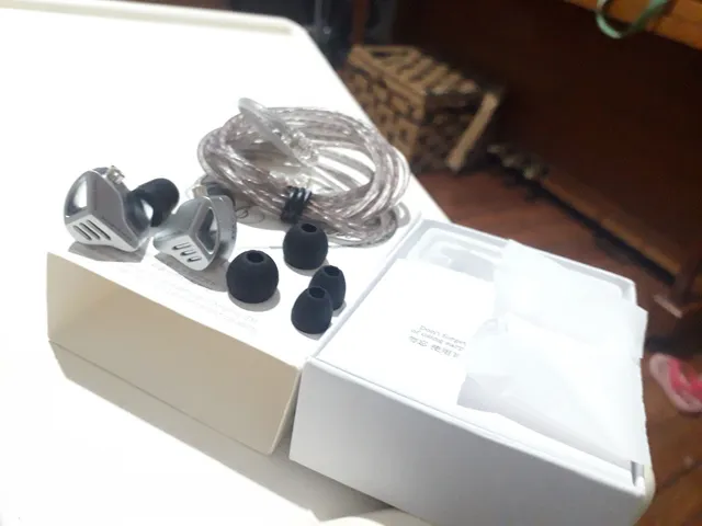 2023 Kz-zvx Auricular Hifi Sound Dynamic In-ear Auriculares con cable con  micrófono