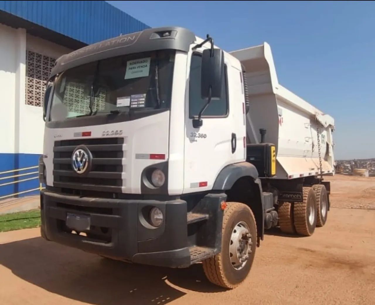 VW 32.360 ano 2022, 6x4, com caçamba de 16 ?, no MT