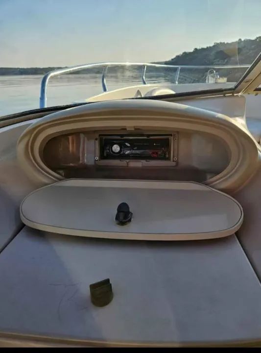 Lancha Bayliner - 9 lugares - Foto 11