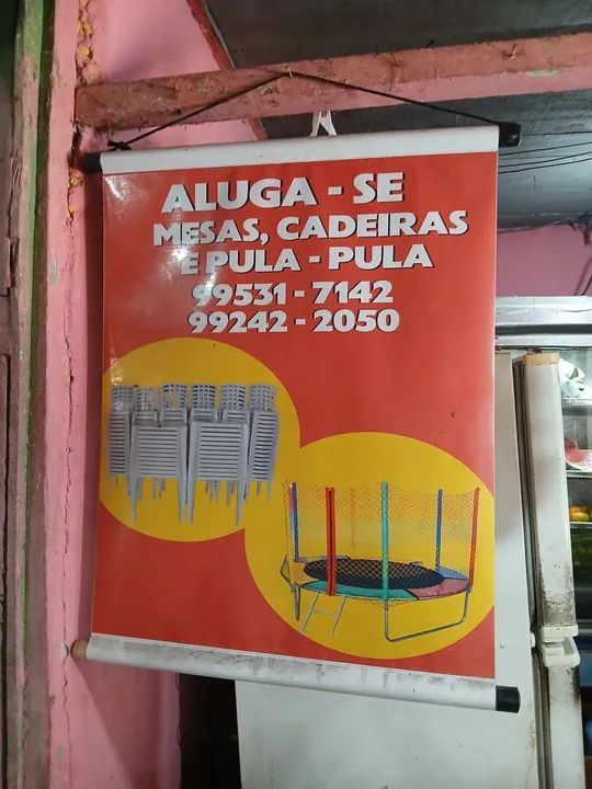 Aluguel de mesas e pula pula e toalha de mesa - Foto 3