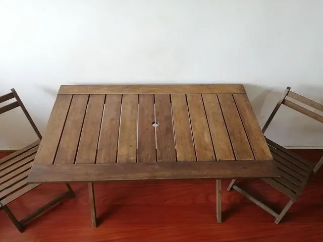 Mesa de madeira linda!